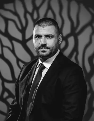 fotograf varna portretna fotografiq varna 3 Сватбена фотография и видеозаснемане Варна - Пламен Стоянов